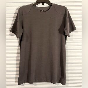 Oakley Men’s Short Sleeve Tee